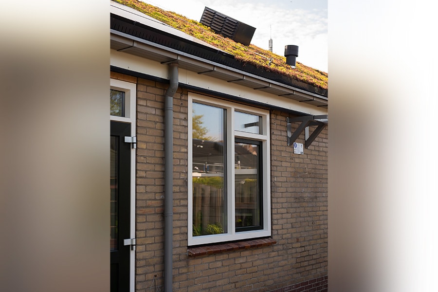 Fenster aus biologisch abbaubarem PVC im Projekt Bete Photography