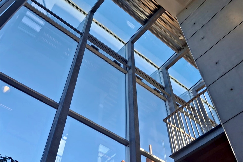 ‘Synchronization function essential for wide windows’ 2