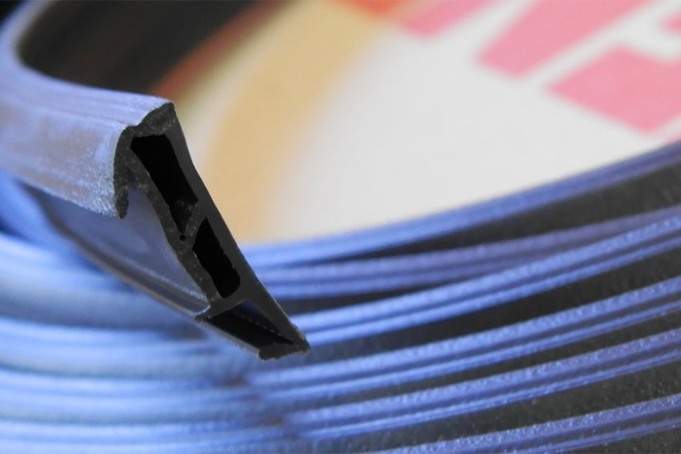 Versatile sealing profiles for construction and renovation 1