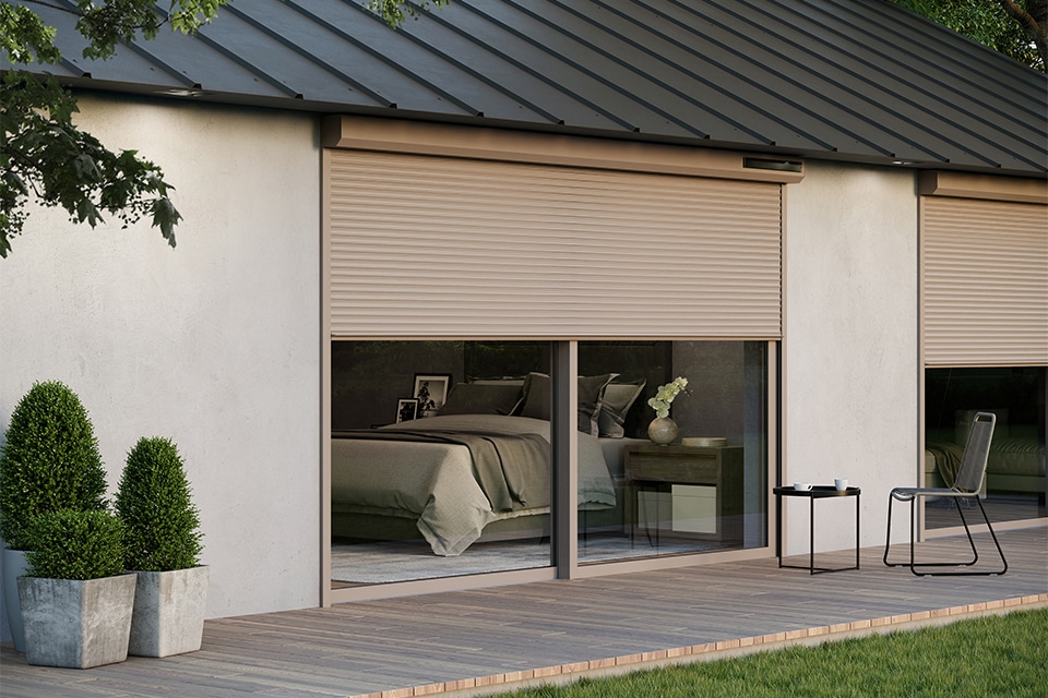 Zonwering met motoren op zonne-energie 4