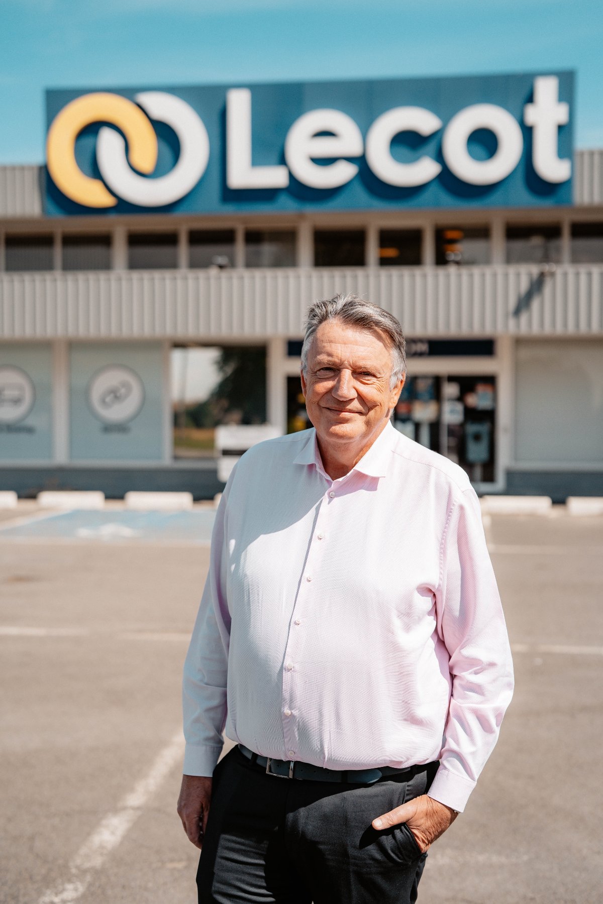 Ein historischer Moment für den Beschlagsektor: Rik Lecot übergibt nach 25 Jahren Pionierarbeit die operative Fackel - Detail 1