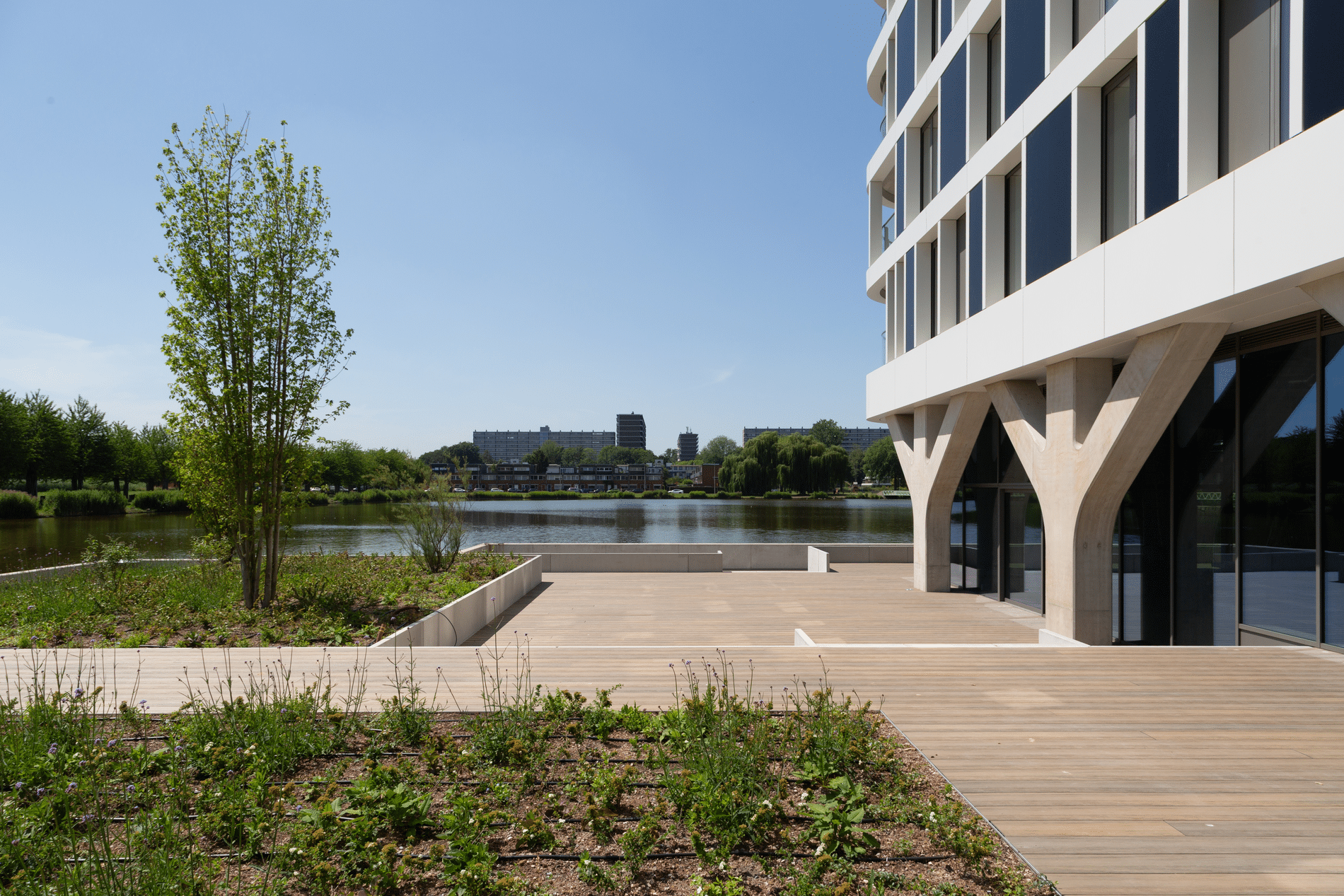 Op maat gemaakte aluminium profielen voor iconische woontoren in Prinsenland 2