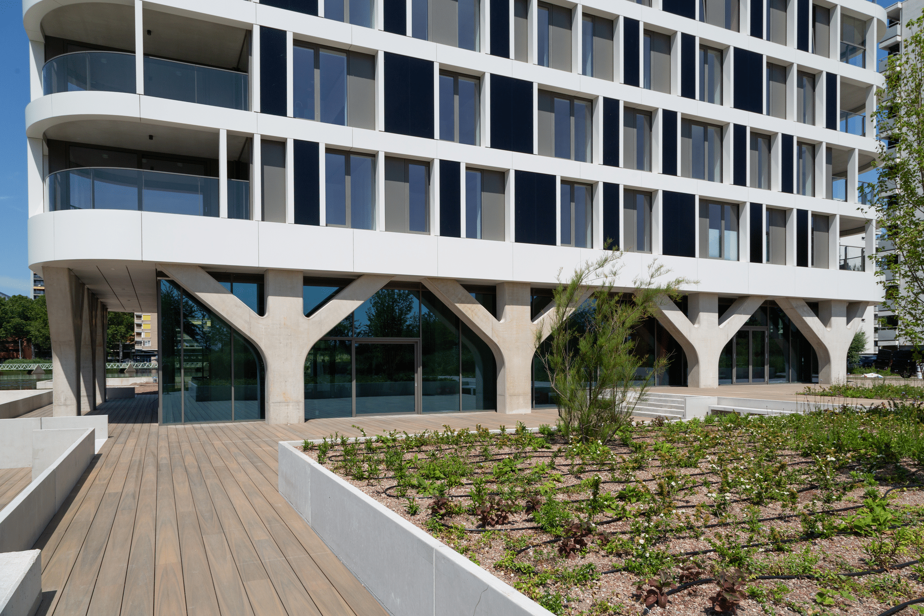 Op maat gemaakte aluminium profielen voor iconische woontoren in Prinsenland 3